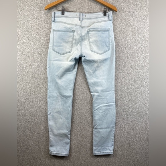 Free People light wash skinny jeans size 27 wardrobe basics bodycon boho - Picture 5 of 9